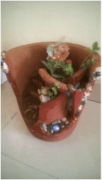 DO MONSTERS HAVE MOMMIES?